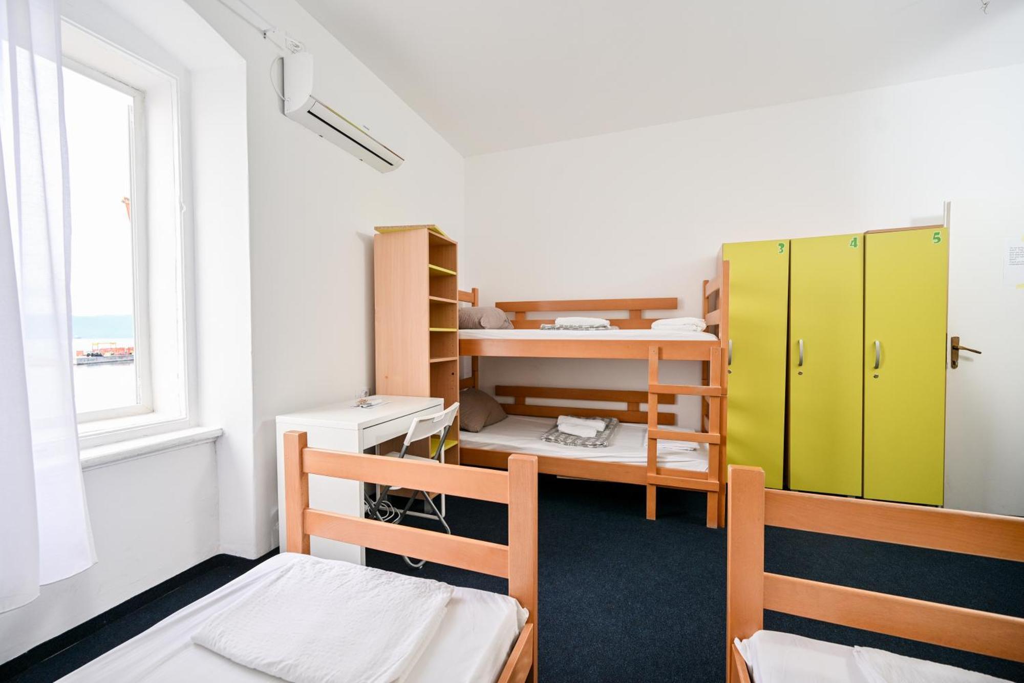 Hostel Fun Рієка Екстер'єр фото
